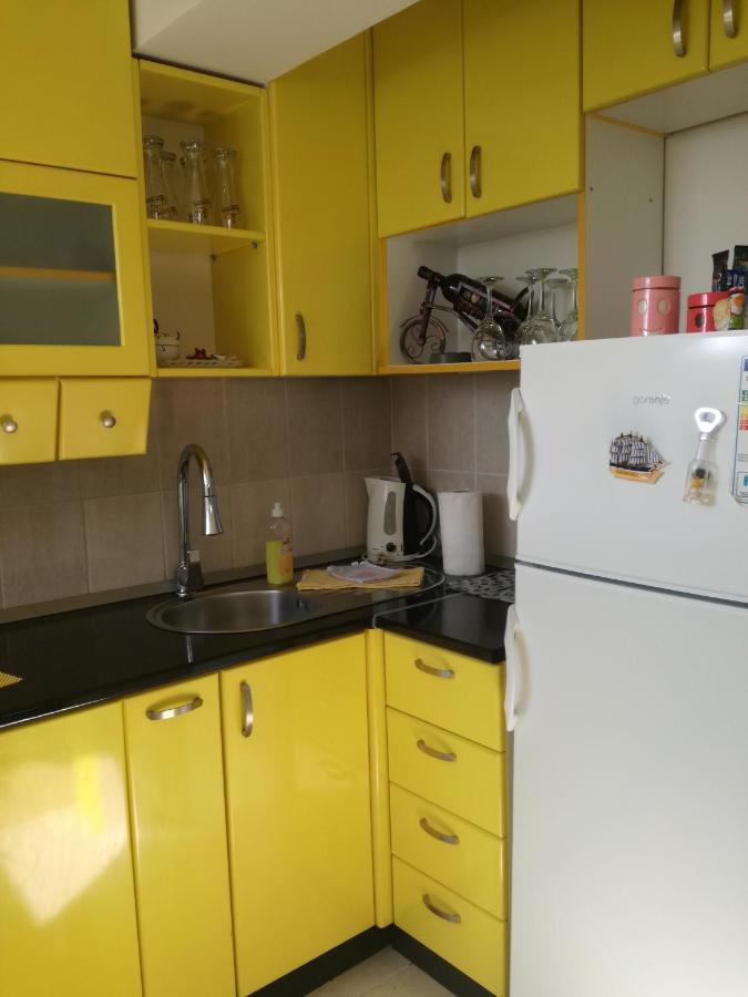 Appartamento Apartman Gaga Pirot Esterno foto