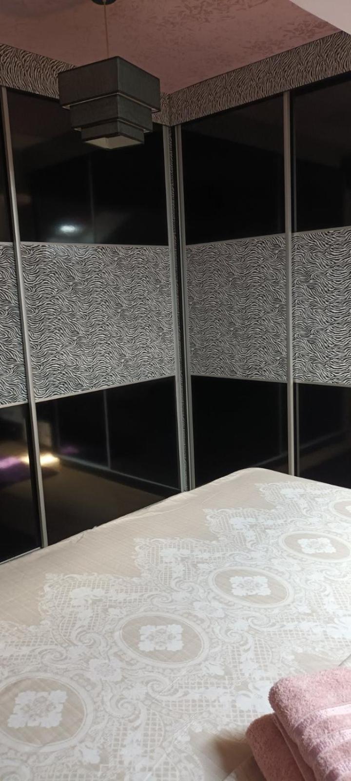 Appartamento Apartman Gaga Pirot Esterno foto